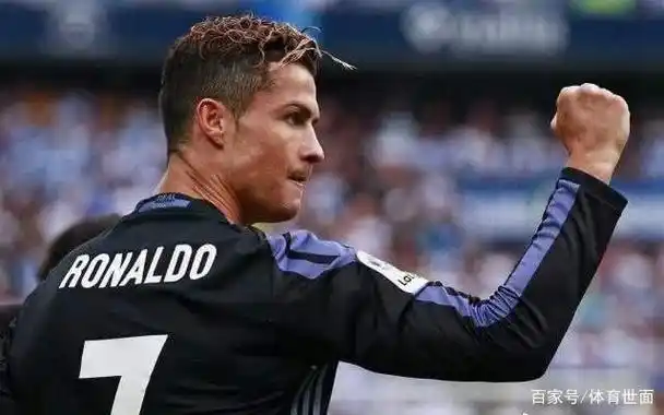 足球不仅仅 足球不仅仅